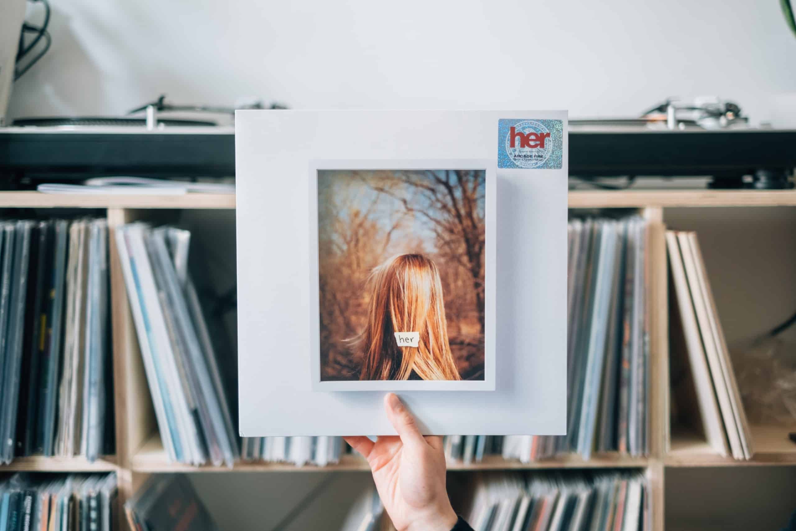 Crate Digging for Vinyl: All You Need to Know - Legend Vinyl